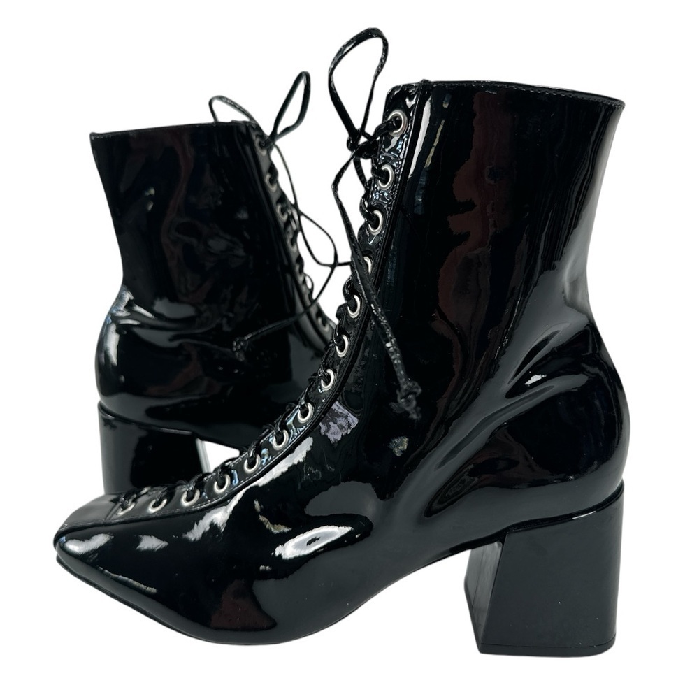 NWT Schutz Kika Black Patent Leather Lace-up Heeled Bootie Narrow
